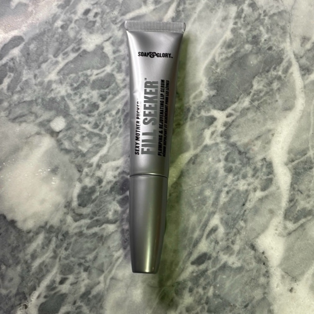 Soap & Glory Fill Seeker Plumping Rejuvenating Lip Serum